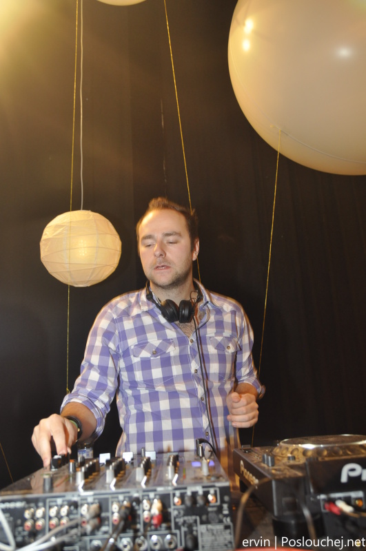 ELEKTRA W. PAN-POT (MOBILEE) - Pátek 14. 12. 2012